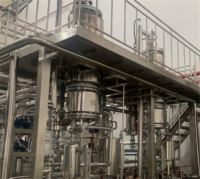 分子蒸餾設(shè)備“長(zhǎng)壽密碼”：工業(yè)化場(chǎng)景下的全周期維護(hù)指南