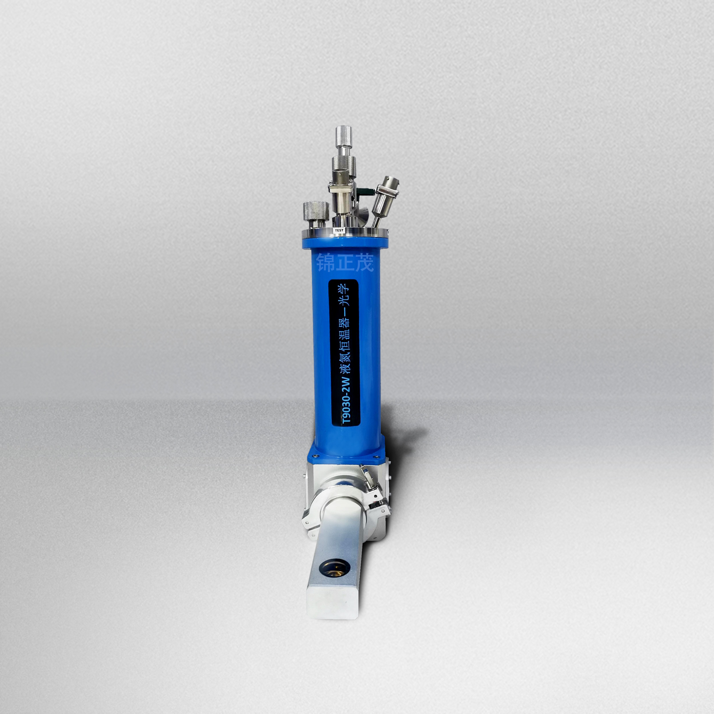 液氮恒溫器在科研領(lǐng)域的具體應(yīng)用有哪些