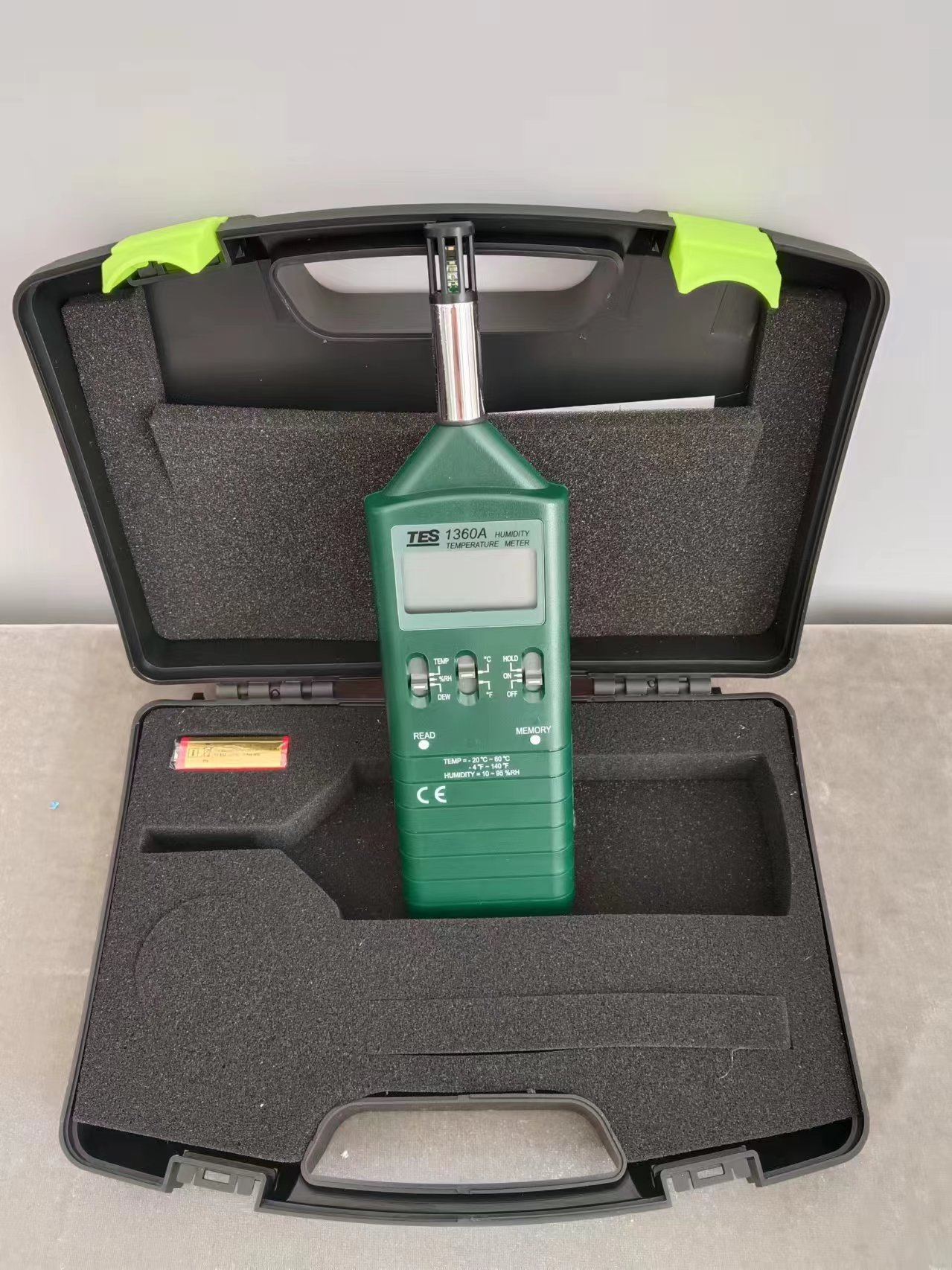 TES-1360A數(shù)字式溫濕度儀用于測(cè)量環(huán)境空氣溫度及相對(duì)濕度