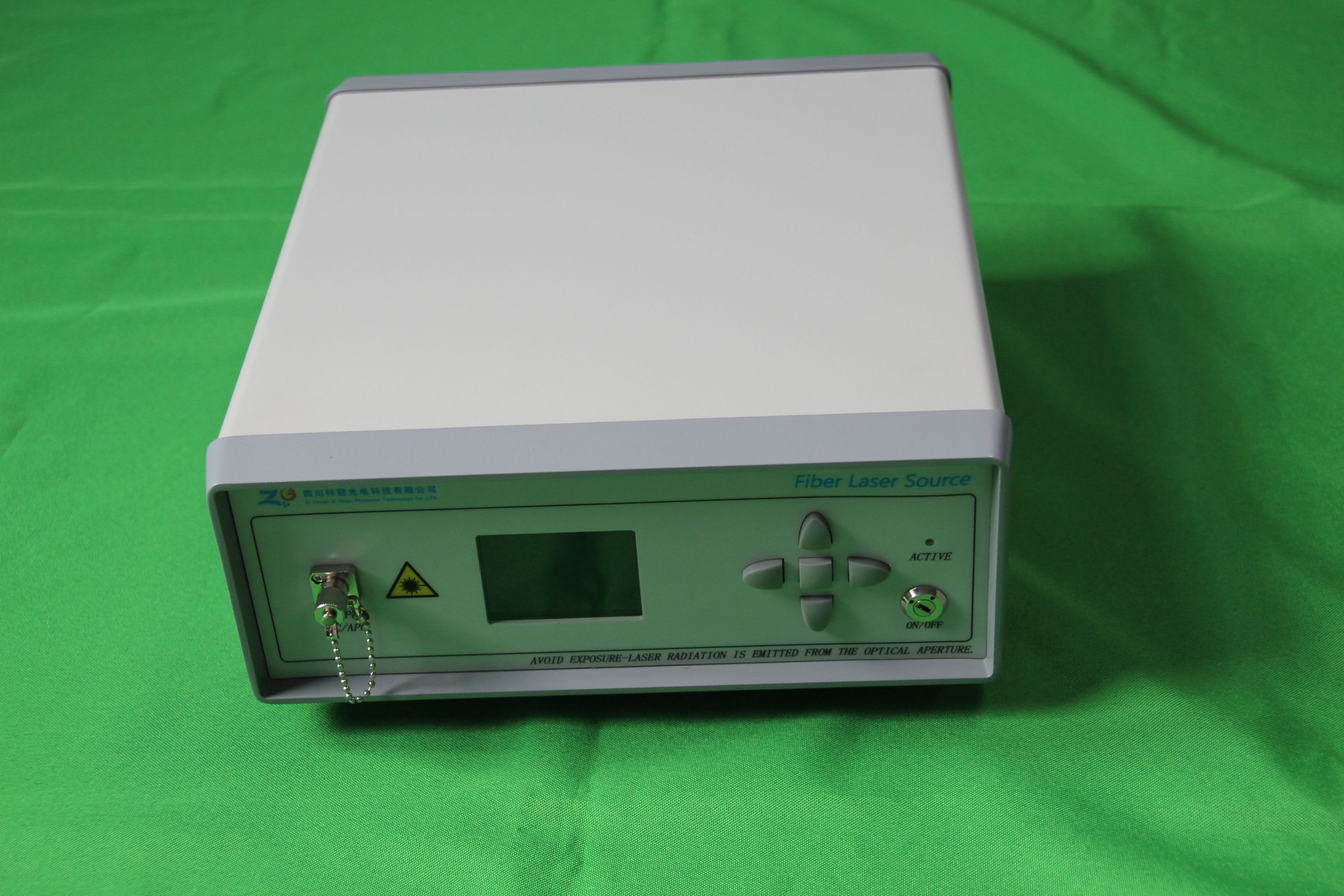 可調(diào)諧光纖激光器：一文帶你了解是什么？在光通信、光譜分析、生物醫(yī)學