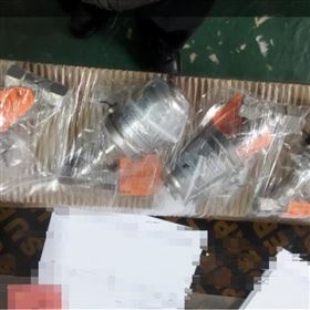 德国Schubert Salzer 7081不锈钢气动三通阀