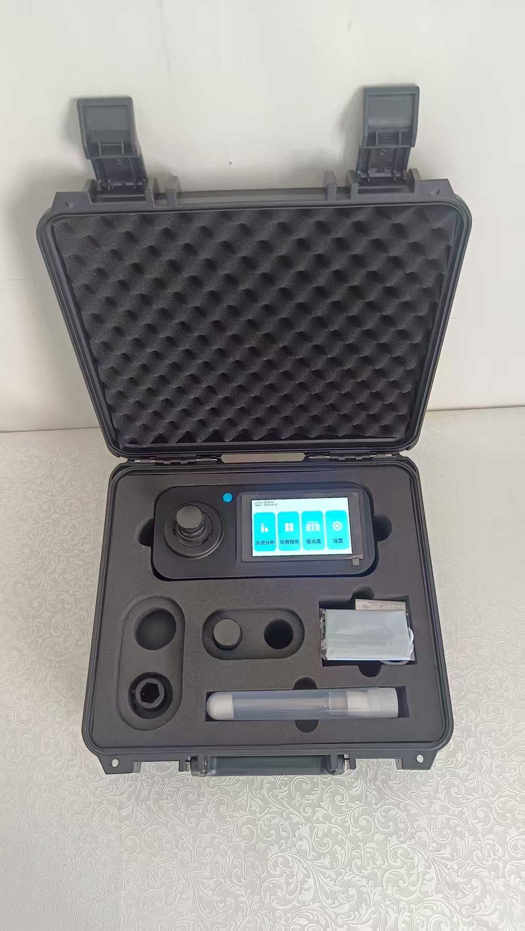 便携高效！XY-240SH 手持式水质检测仪 多场景消毒剂残留检测再升级