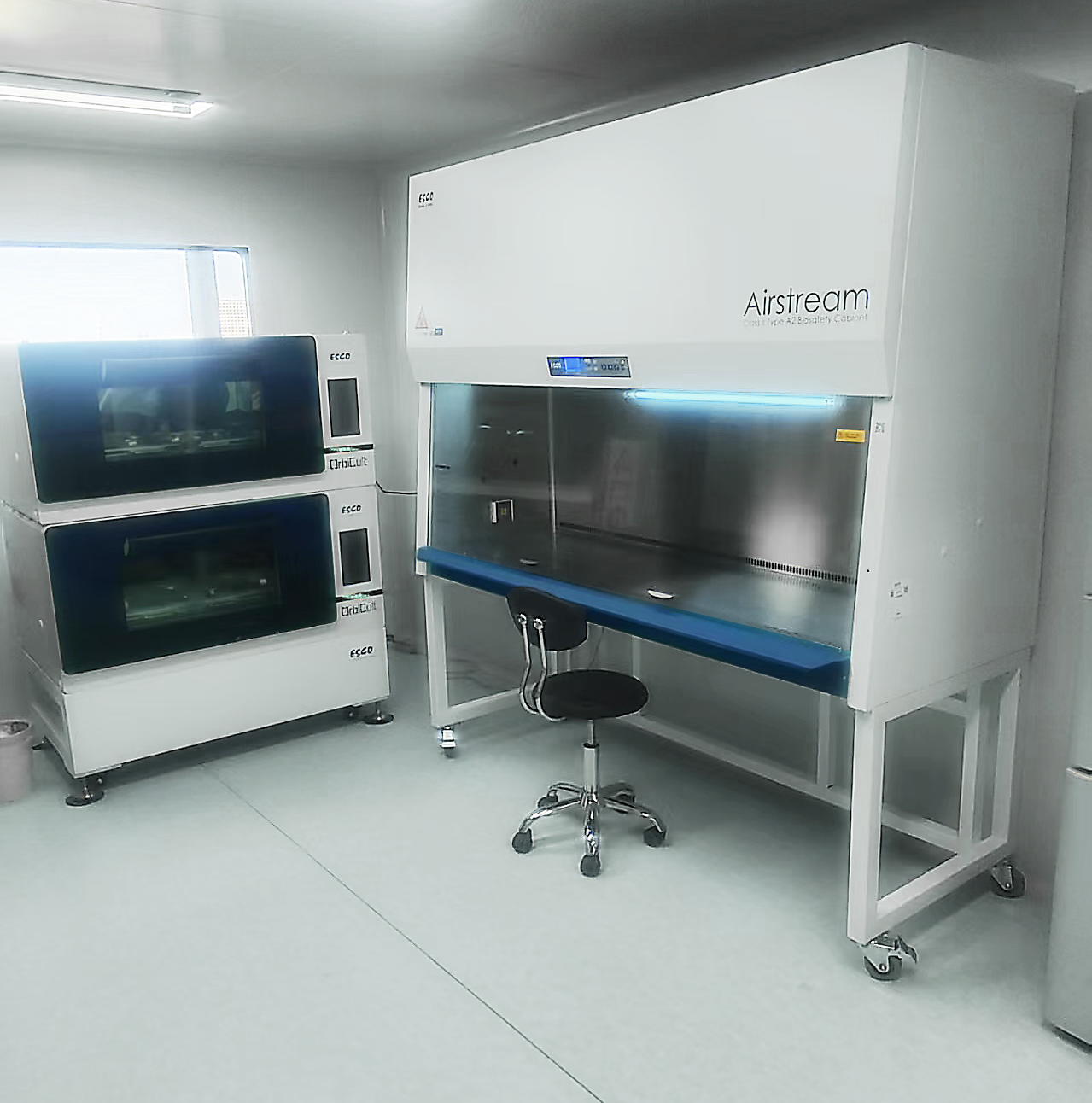 吉林大学实验室的温暖“守护伙伴